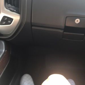 Meet your Posher, Addison